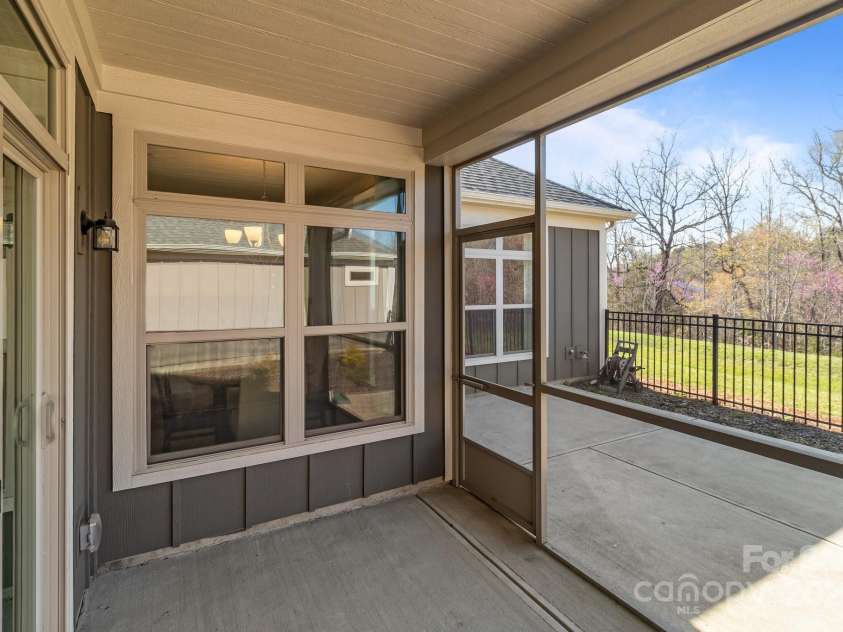 9087 Treetop Way, Concord, NC 28027.  MLS# CAR4241973, YatesRealty ID 11137. 