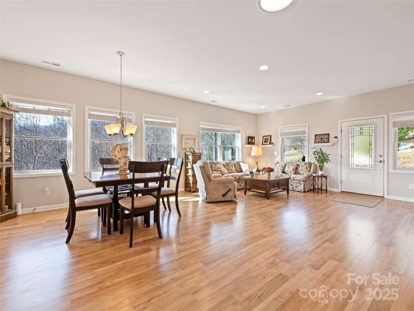 14 Chandra Lane, Clyde, NC 28721.  MLS# CAR4240475, YatesRealty ID 11138. 