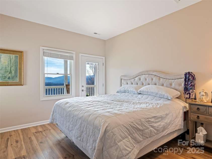 14 Chandra Lane, Clyde, NC 28721.  MLS# CAR4240475, YatesRealty ID 11138. 