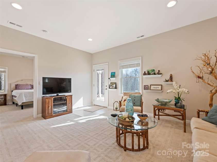 14 Chandra Lane, Clyde, NC 28721.  MLS# CAR4240475, YatesRealty ID 11138. 