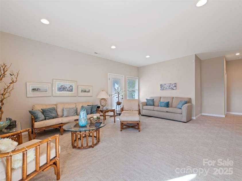 14 Chandra Lane, Clyde, NC 28721.  MLS# CAR4240475, YatesRealty ID 11138. 