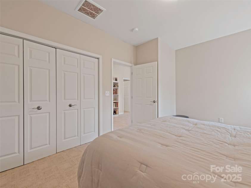 14 Chandra Lane, Clyde, NC 28721.  MLS# CAR4240475, YatesRealty ID 11138. 