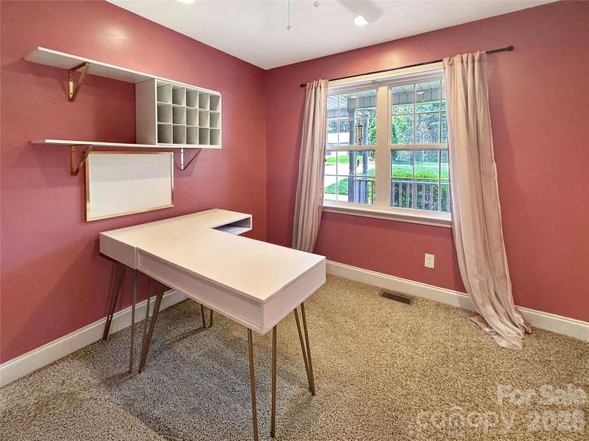 5106 Hanging Rock Court, Hickory, NC 28601.  MLS# CAR4366355, YatesRealty ID 11138. 