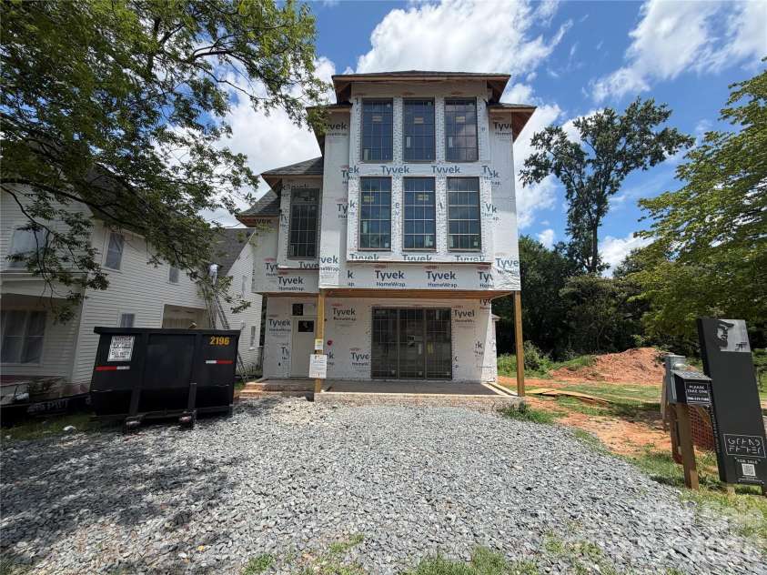 733 Charles Avenue, Charlotte, NC 28205.  MLS# CAR4323082, YatesRealty ID 11139. 