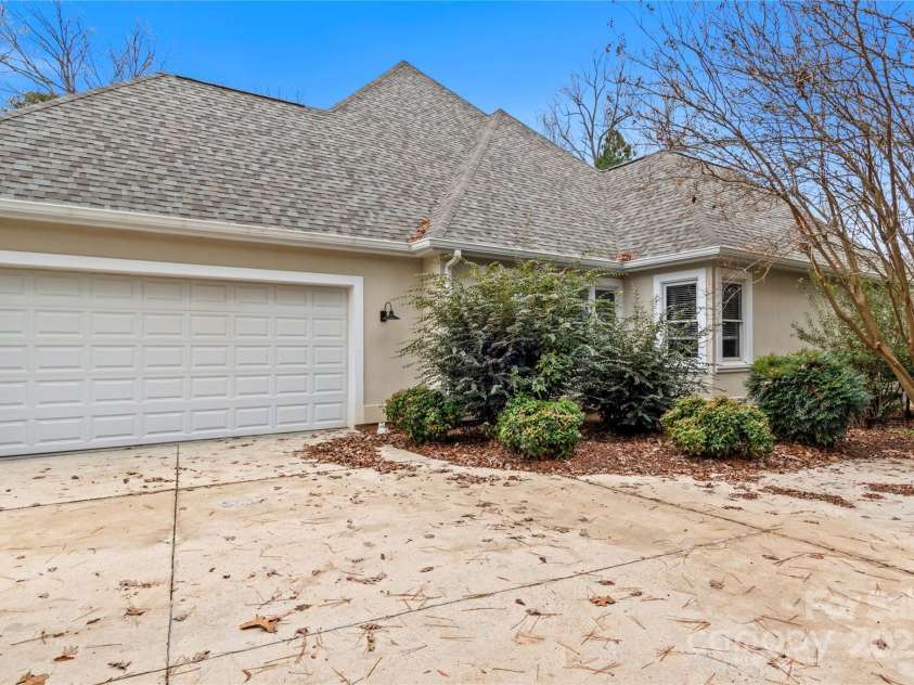 108 Candor Oaks Drive, New London, NC 28127.  MLS# CAR4328386, YatesRealty ID 1114. 