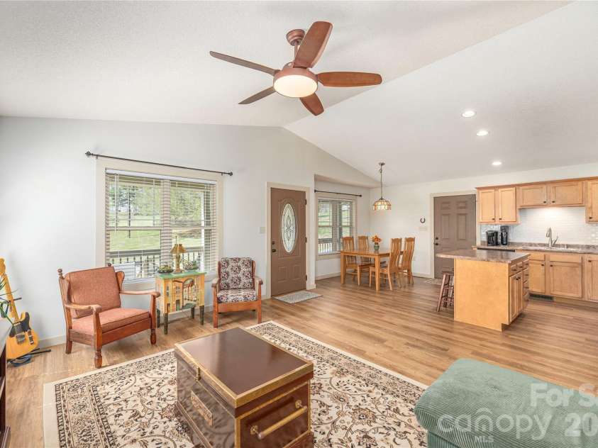 20 Golden Tree Lane, Asheville, NC 28806.  MLS# CAR4352934, YatesRealty ID 11140. 