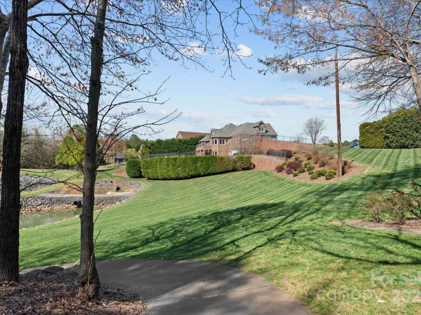 5809 Selkirk Drive, Hickory, NC 28601.  MLS# CAR4235652, YatesRealty ID 11140. 1.67 acres