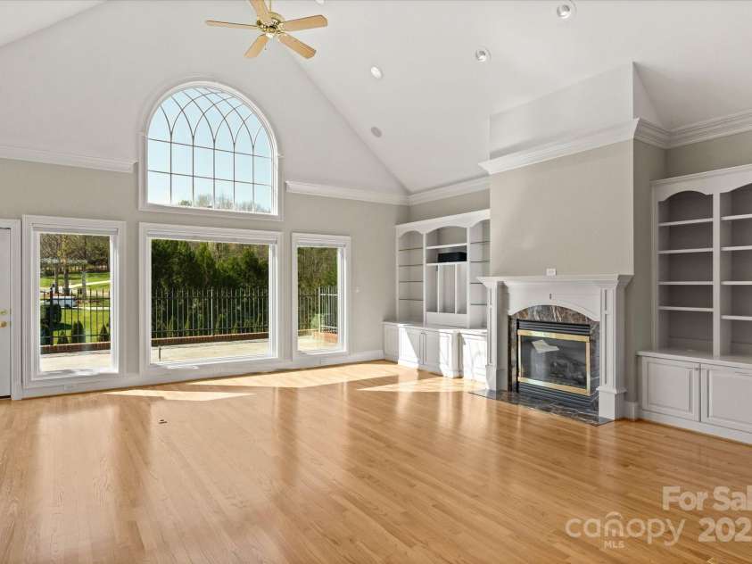 5809 Selkirk Drive, Hickory, NC 28601.  MLS# CAR4235652, YatesRealty ID 11140. Living Room w/lake views