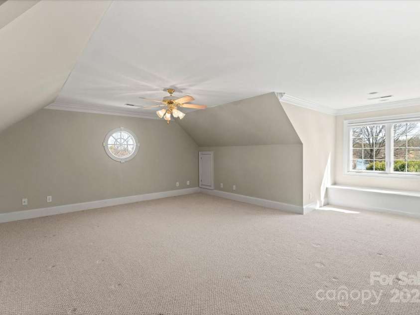 5809 Selkirk Drive, Hickory, NC 28601.  MLS# CAR4235652, YatesRealty ID 11140. Upper level Den