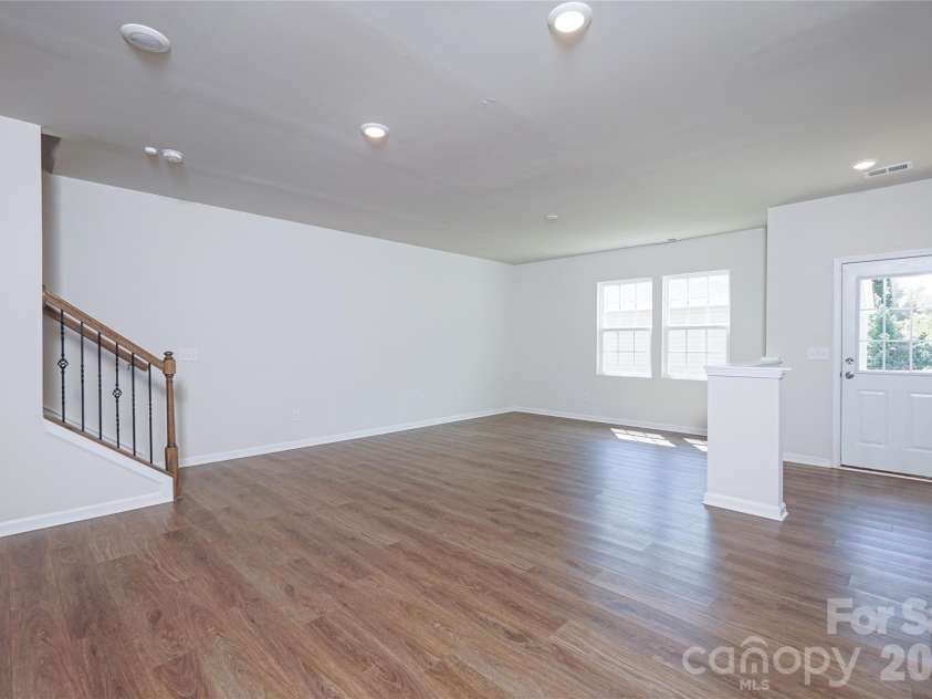12833 Canton Side Avenue, Charlotte, NC 28273.  MLS# CAR4354993, YatesRealty ID 11141. 