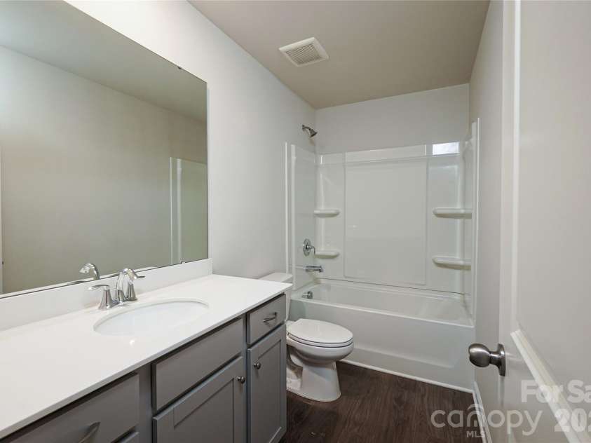 12833 Canton Side Avenue, Charlotte, NC 28273.  MLS# CAR4354993, YatesRealty ID 11141. 
