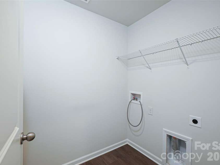 12833 Canton Side Avenue, Charlotte, NC 28273.  MLS# CAR4354993, YatesRealty ID 11141. 