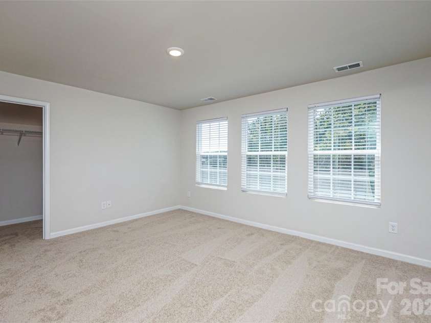 12833 Canton Side Avenue, Charlotte, NC 28273.  MLS# CAR4354993, YatesRealty ID 11141. 