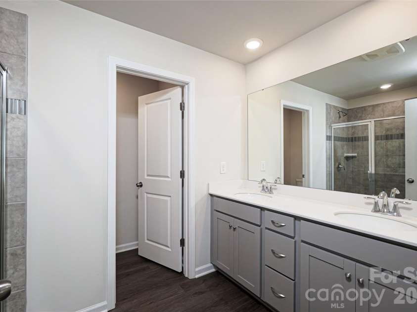 12833 Canton Side Avenue, Charlotte, NC 28273.  MLS# CAR4354993, YatesRealty ID 11141. 