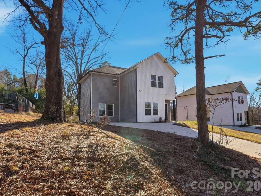 100 Boyette Drive, Albemarle, NC 28001.  MLS# CAR4333625, YatesRealty ID 11145. 