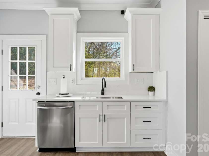 100 Boyette Drive, Albemarle, NC 28001.  MLS# CAR4333625, YatesRealty ID 11145. 