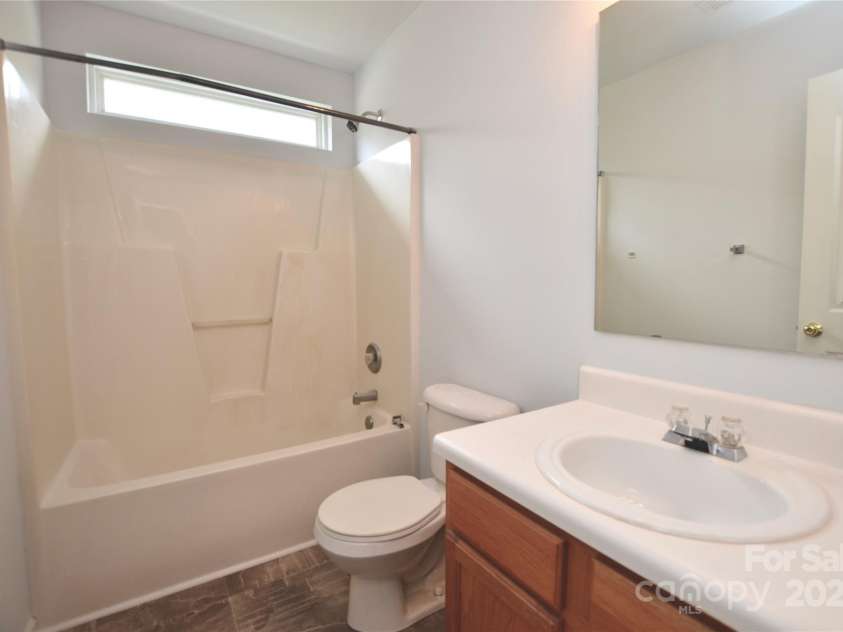 14608 Arlandes Drive, Charlotte, NC 28278.  MLS# CAR4246010, YatesRealty ID 11145. 