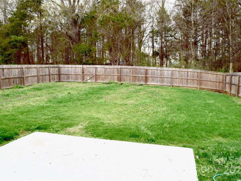 14608 Arlandes Drive, Charlotte, NC 28278.  MLS# CAR4246010, YatesRealty ID 11145. 