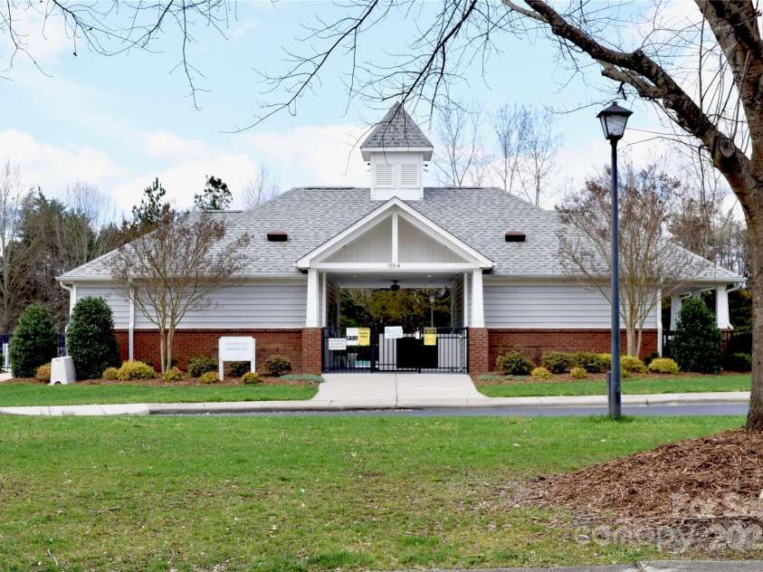 14608 Arlandes Drive, Charlotte, NC 28278.  MLS# CAR4246010, YatesRealty ID 11145. 