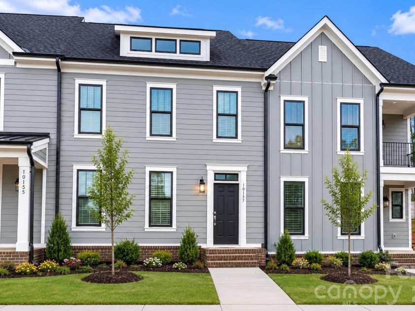 10219 Rainier Trail Drive, Huntersville, NC 28078.  MLS# CAR4342827, YatesRealty ID 11146. Example Front Exterior