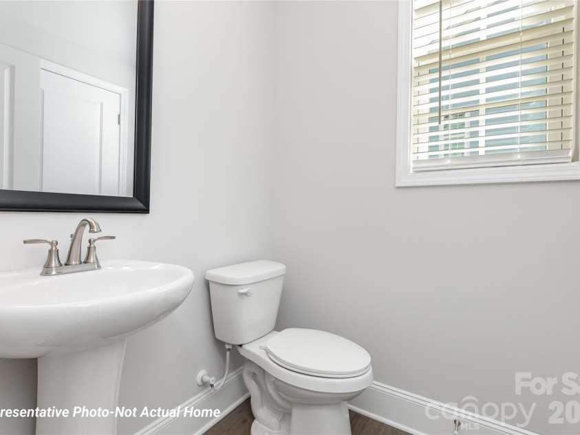 10219 Rainier Trail Drive, Huntersville, NC 28078.  MLS# CAR4342827, YatesRealty ID 11146. Half Bath-Level 1