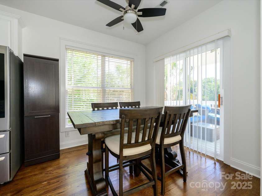 125 Mariner Pointe Lane, Mooresville, NC 28117.  MLS# CAR4252558, YatesRealty ID 11147. 