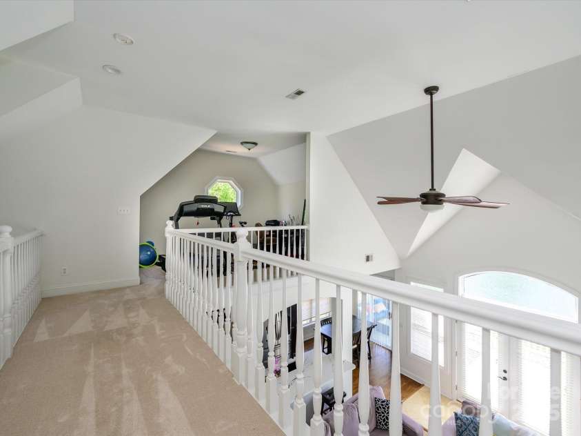 125 Mariner Pointe Lane, Mooresville, NC 28117.  MLS# CAR4252558, YatesRealty ID 11147. 