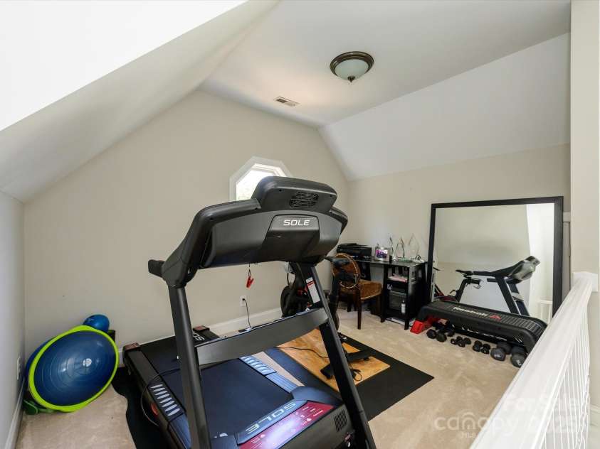 125 Mariner Pointe Lane, Mooresville, NC 28117.  MLS# CAR4252558, YatesRealty ID 11147. 