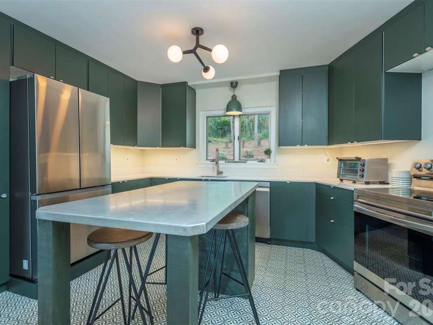 351 Windsor Road, Asheville, NC 28804.  MLS# CAR4389597, YatesRealty ID 11147. 