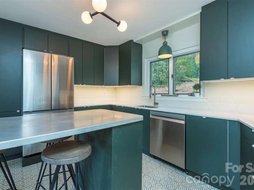 351 Windsor Road, Asheville, NC 28804.  MLS# CAR4389597, YatesRealty ID 11147. 
