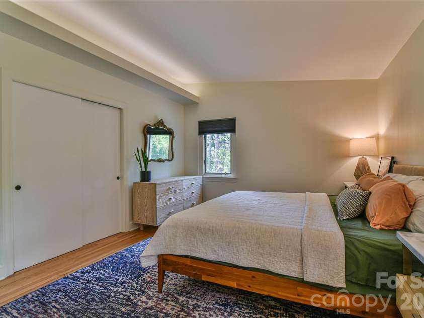 351 Windsor Road, Asheville, NC 28804.  MLS# CAR4389597, YatesRealty ID 11147. 
