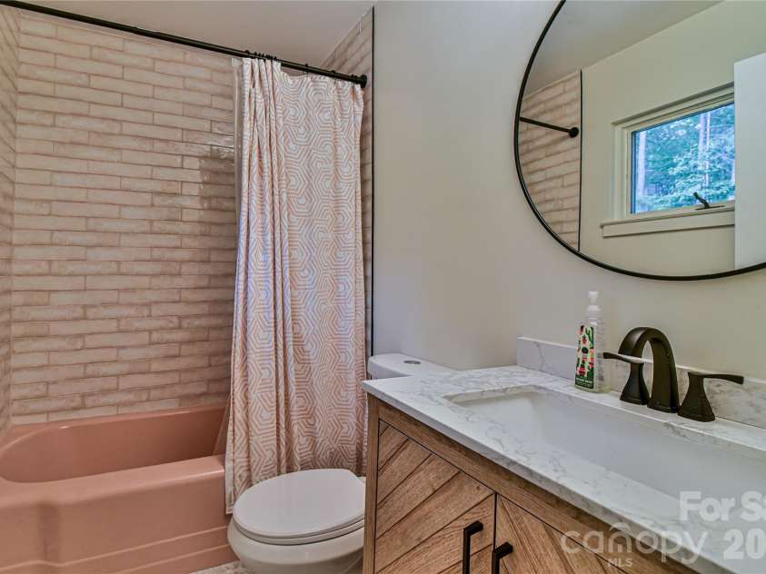 351 Windsor Road, Asheville, NC 28804.  MLS# CAR4389597, YatesRealty ID 11147. 