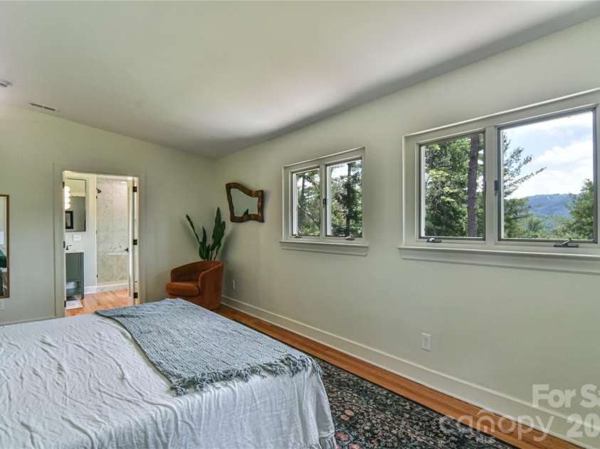 351 Windsor Road, Asheville, NC 28804.  MLS# CAR4389597, YatesRealty ID 11147. 