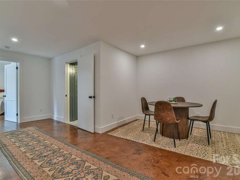 351 Windsor Road, Asheville, NC 28804.  MLS# CAR4389597, YatesRealty ID 11147. 
