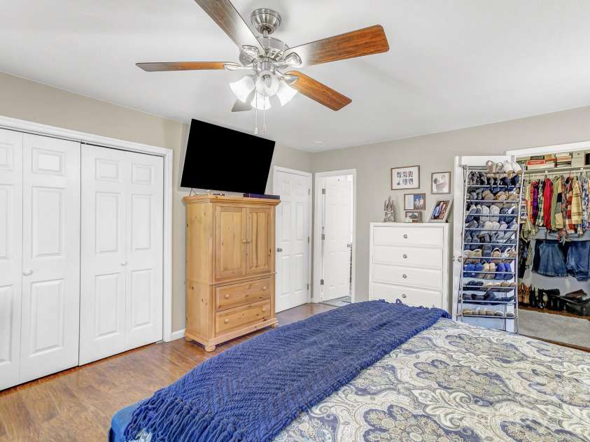 92 Willow Bend, Hendersonville, NC 28792.  MLS# CAR4344967, YatesRealty ID 11149. 