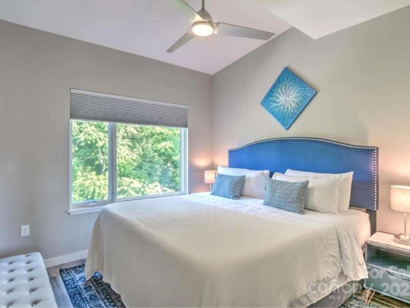 102 Southside Avenue, Asheville, NC 28801.  MLS# CAR4317686, YatesRealty ID 1115. 