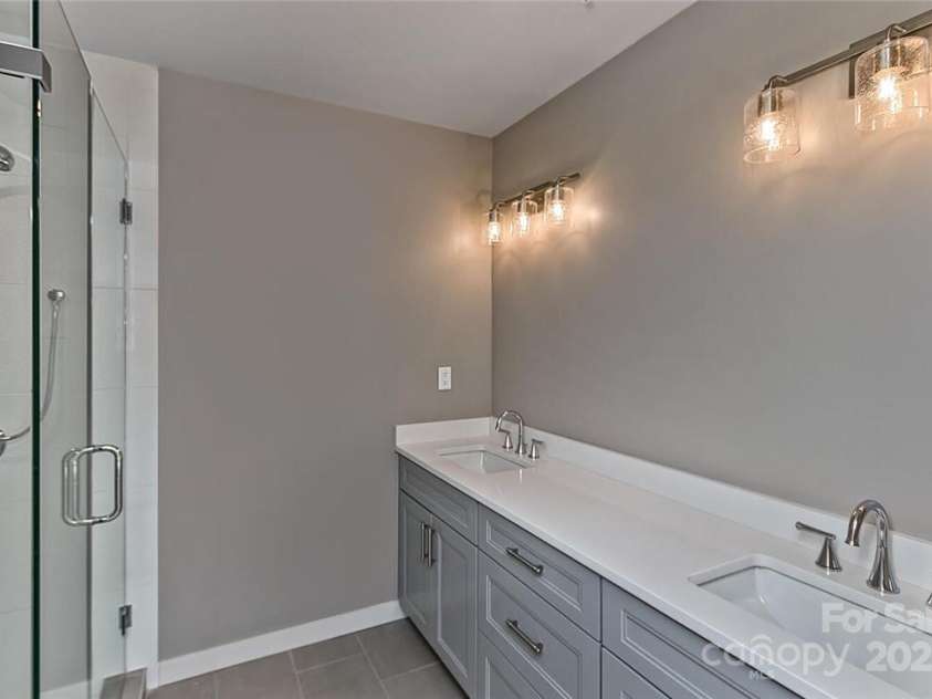 102 Southside Avenue, Asheville, NC 28801.  MLS# CAR4317686, YatesRealty ID 1115. 