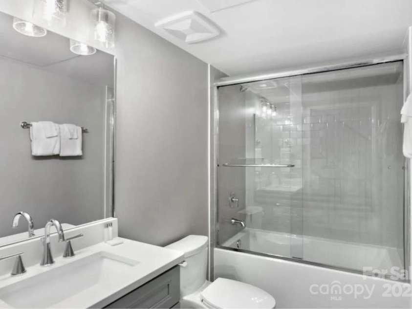 102 Southside Avenue, Asheville, NC 28801.  MLS# CAR4317686, YatesRealty ID 1115. 