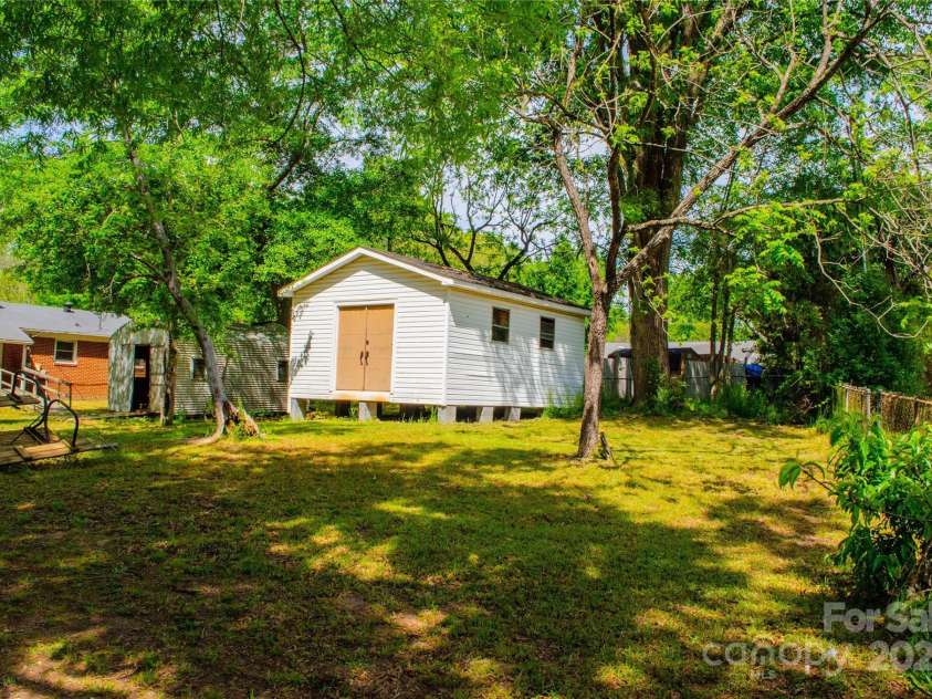 105 Hopper Street, Clover, SC 29710.  MLS# CAR4248806, YatesRealty ID 11150. 