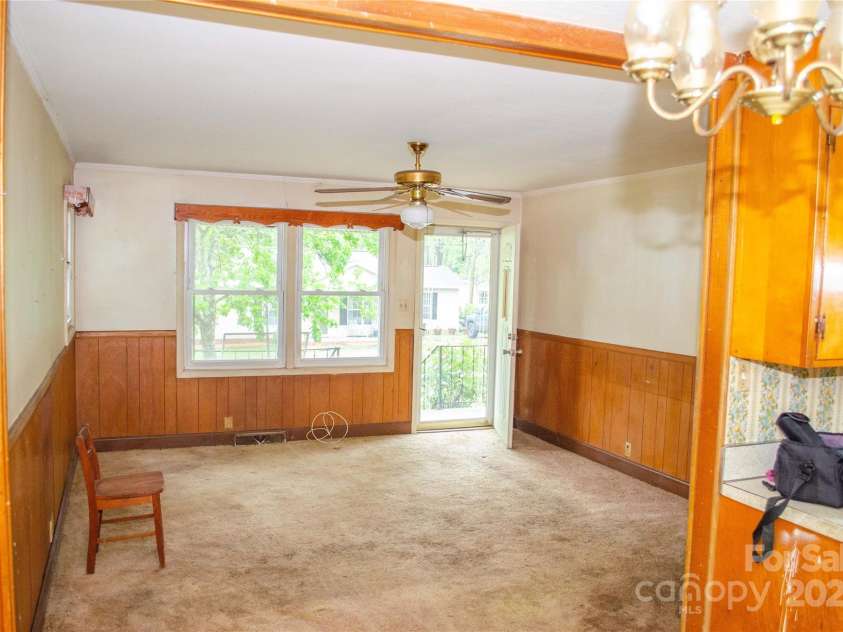 105 Hopper Street, Clover, SC 29710.  MLS# CAR4248806, YatesRealty ID 11150. 