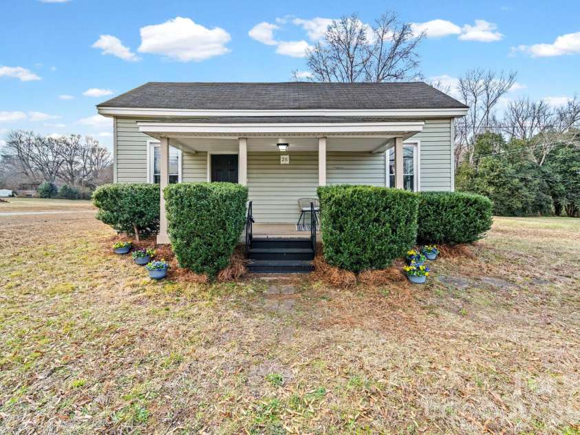 26-28 Cauthen Street, Rock Hill, SC 29730.  MLS# CAR4350136, YatesRealty ID 11150. 