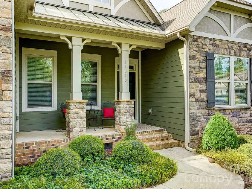 11010 Sparkle Creek Drive, Midland, NC 28107.  MLS# CAR4361341, YatesRealty ID 11151. Great front porch