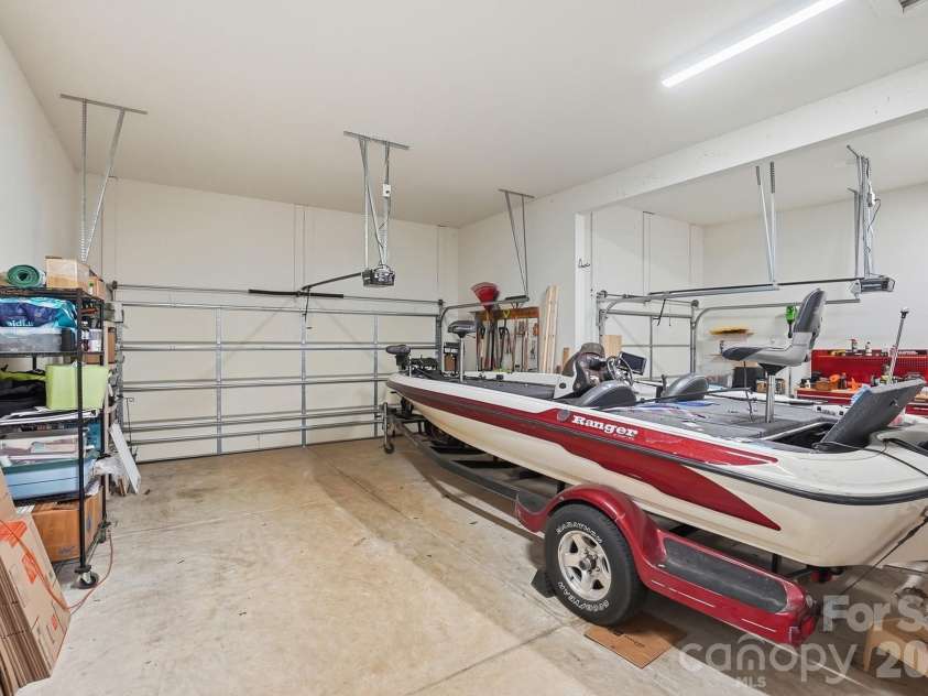 11010 Sparkle Creek Drive, Midland, NC 28107.  MLS# CAR4361341, YatesRealty ID 11151. Huge extended garage with third bay