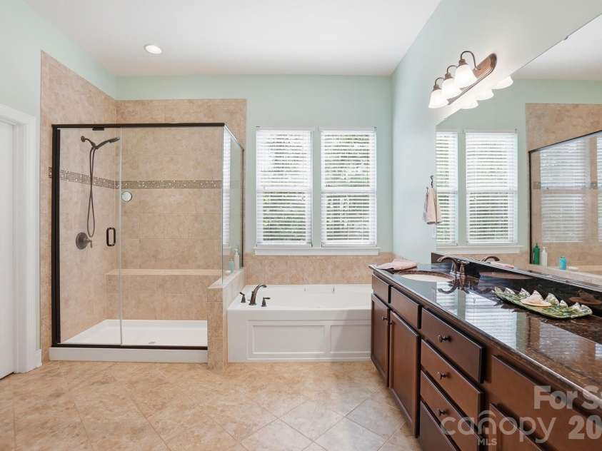 11010 Sparkle Creek Drive, Midland, NC 28107.  MLS# CAR4361341, YatesRealty ID 11151. Primary ensuite