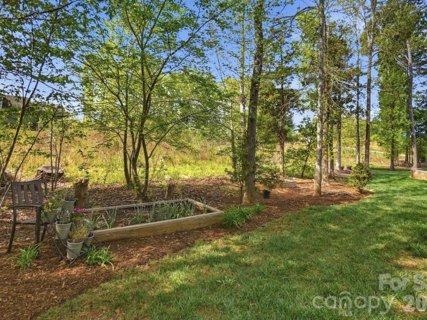 11010 Sparkle Creek Drive, Midland, NC 28107.  MLS# CAR4361341, YatesRealty ID 11151. Space for a garden
