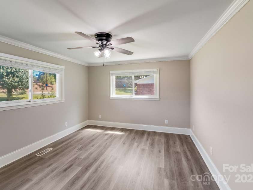 155 Mcadam Lane, Mooresville, NC 28117.  MLS# CAR4299489, YatesRealty ID 11152. 