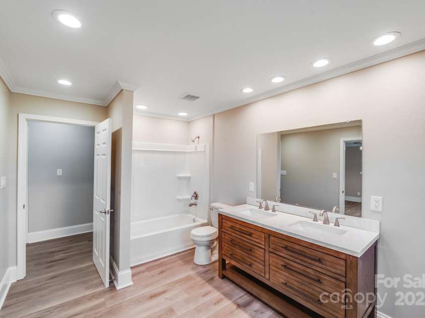 155 Mcadam Lane, Mooresville, NC 28117.  MLS# CAR4299489, YatesRealty ID 11152. 