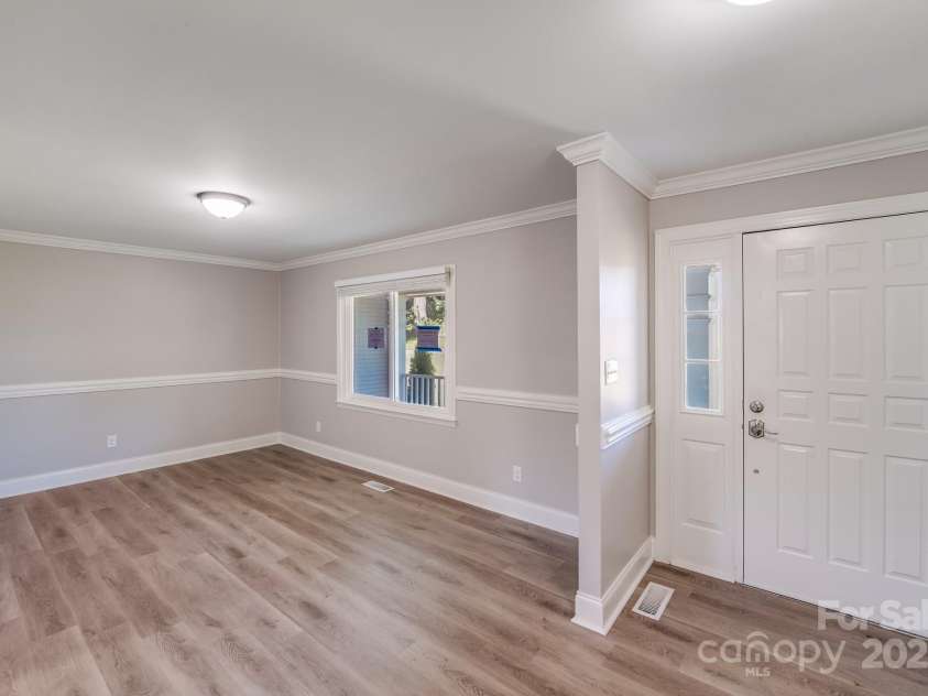 155 Mcadam Lane, Mooresville, NC 28117.  MLS# CAR4299489, YatesRealty ID 11152. 