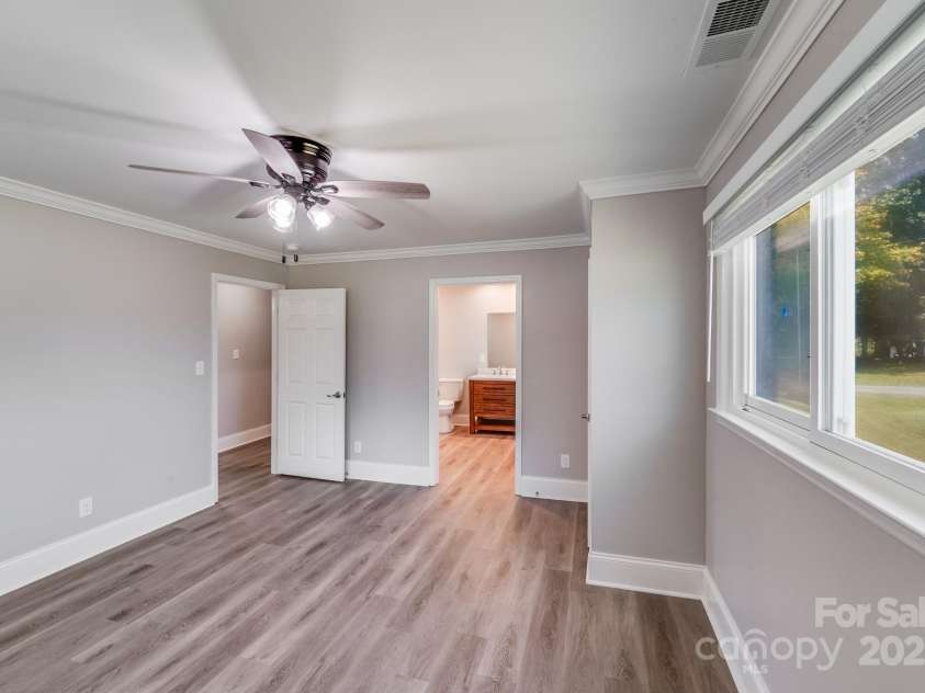 155 Mcadam Lane, Mooresville, NC 28117.  MLS# CAR4299489, YatesRealty ID 11152. 
