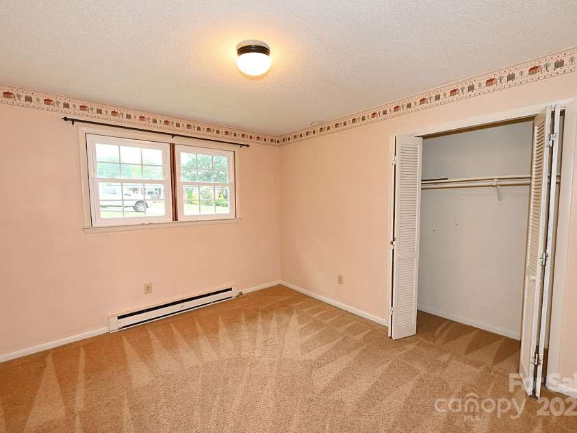 2625 Glenn Street, Newton, NC 28658.  MLS# CAR4265870, YatesRealty ID 11153. 